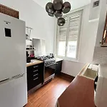 Clou Dans Le Fer Hyper Centre Immeuble Luxueux * Reims