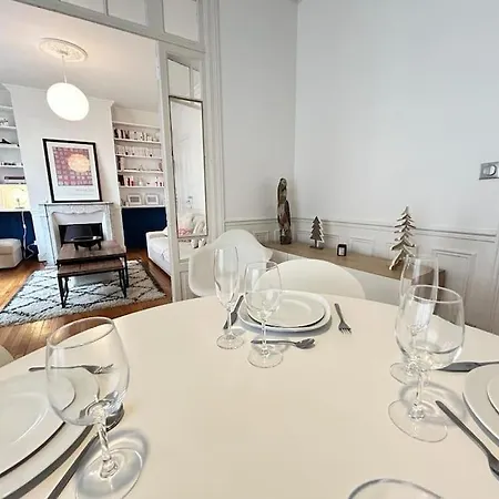 Clou Dans Le Fer Hyper Centre Immeuble Luxueux *