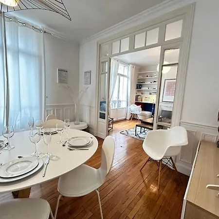 Apartment Clou Dans Le Fer Hyper Centre Immeuble Luxueux