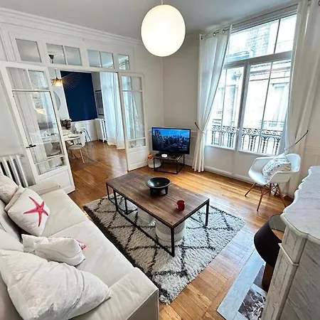 Clou Dans Le Fer Hyper Centre Immeuble Luxueux Apartment